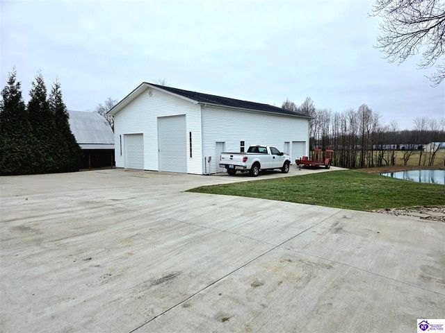 345 St Ambrose Church Lane, Cecilia, KY 42724