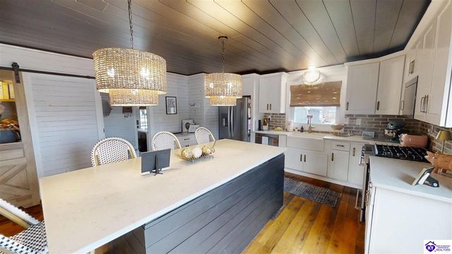 345 St Ambrose Church Lane, Cecilia, KY 42724