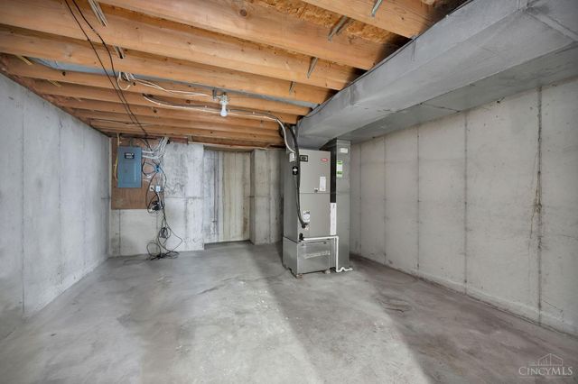 3798 Riverdowns Court, Fairfield Twp, OH 45011