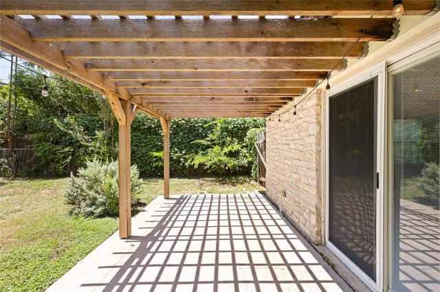5803 Eureka DR, Austin, TX 78745