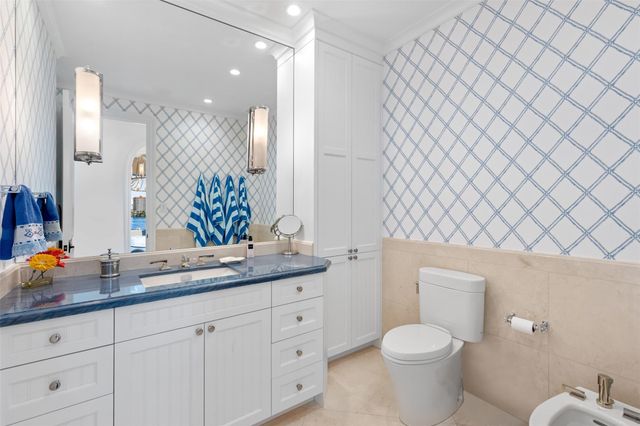 2716 Aqua Vista Blvd, Fort Lauderdale, FL 33301