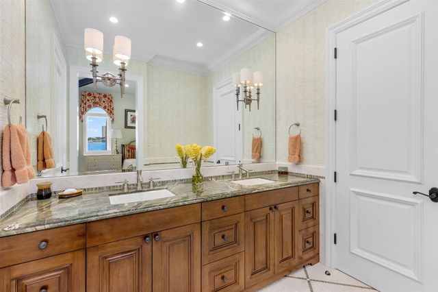 2716 Aqua Vista Blvd, Fort Lauderdale, FL 33301