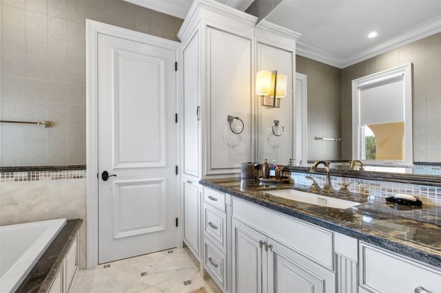 2716 Aqua Vista Blvd, Fort Lauderdale, FL 33301