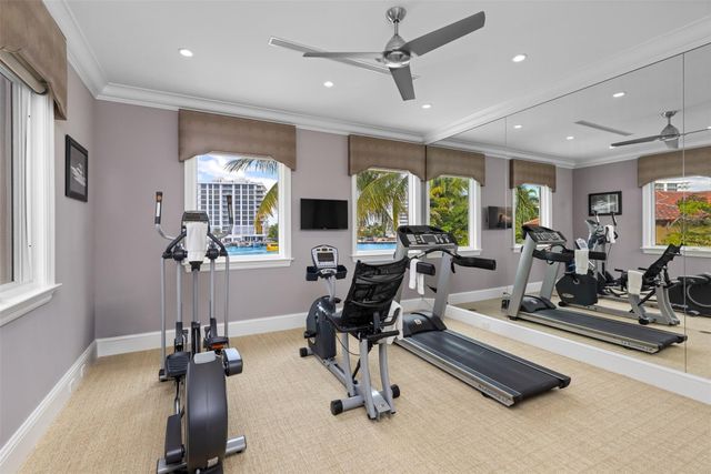 2716 Aqua Vista Blvd, Fort Lauderdale, FL 33301