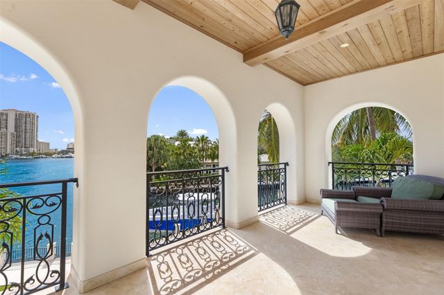 2716 Aqua Vista Blvd, Fort Lauderdale, FL 33301