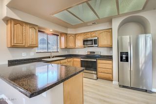 10258 N 12TH Place 1, Phoenix, AZ 85020