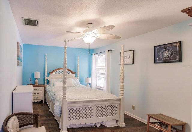 6061 E PEPPERTREE WAY 116, Sarasota, FL 34242