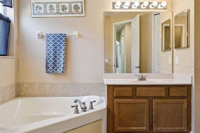 2040 HAWKS LANDING DRIVE, Orlando, FL 32820
