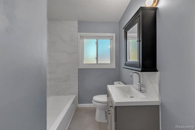 31450 Avondale Street, Westland, MI 48186