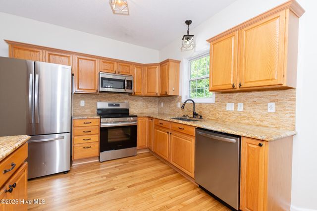 410 Celtic Ash Street, Sneads Ferry, NC 28460