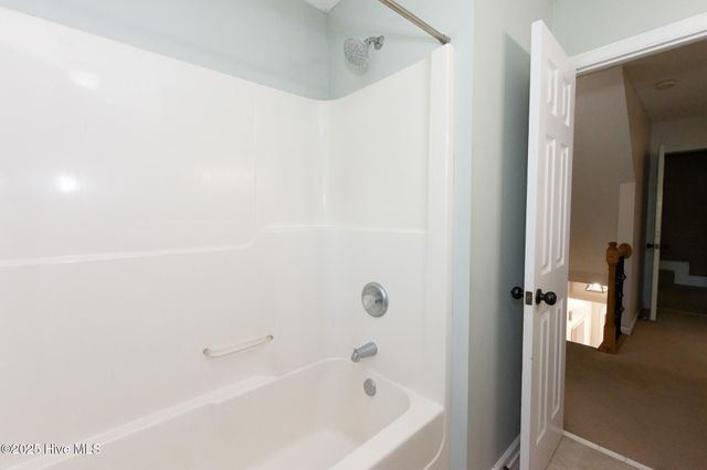 410 Celtic Ash Street, Sneads Ferry, NC 28460