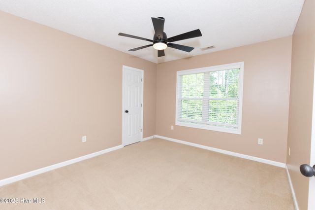 410 Celtic Ash Street, Sneads Ferry, NC 28460