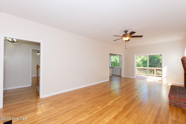 410 Celtic Ash Street, Sneads Ferry, NC 28460