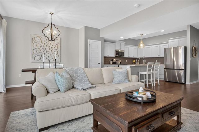 16049 Fontana Street 503, Overland Park, KS 66085