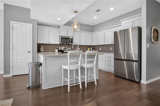 16049 Fontana Street 503, Overland Park, KS 66085