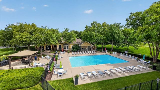 16049 Fontana Street 503, Overland Park, KS 66085