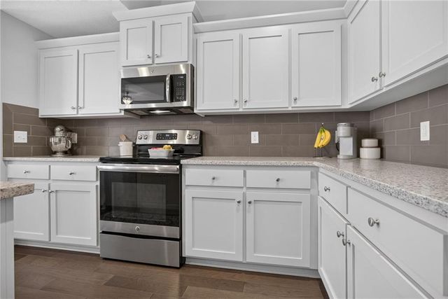 16049 Fontana Street 503, Overland Park, KS 66085