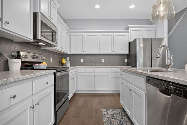 16049 Fontana Street 503, Overland Park, KS 66085