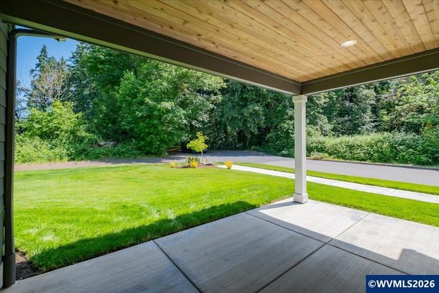 2147 NE Spitz Rd, Canby, OR 97013