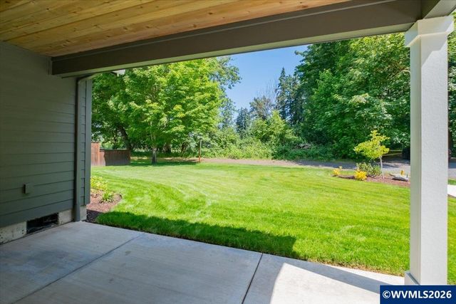 2147 NE Spitz Rd, Canby, OR 97013