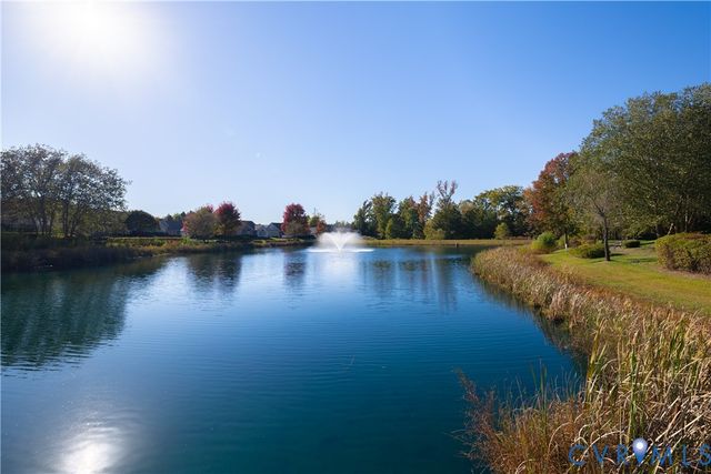 7302 Norwood Pond Pl, Midlothian, VA 23112