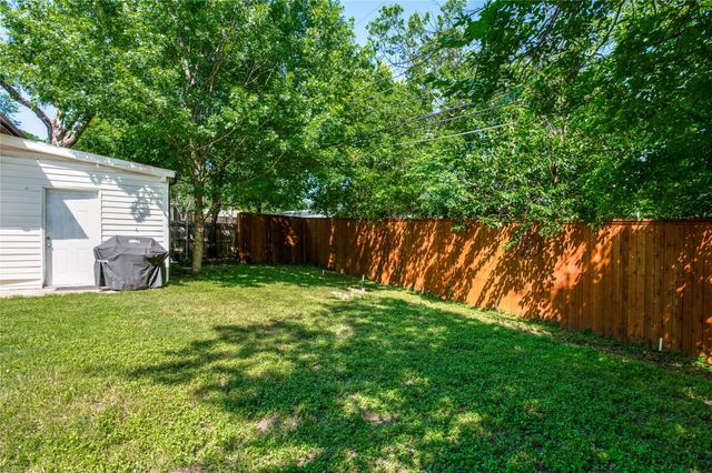 9020 Westbriar Drive, Dallas, TX 75228