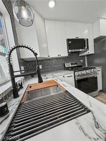 8977 Paige Rene Court, Las Vegas, NV 89117
