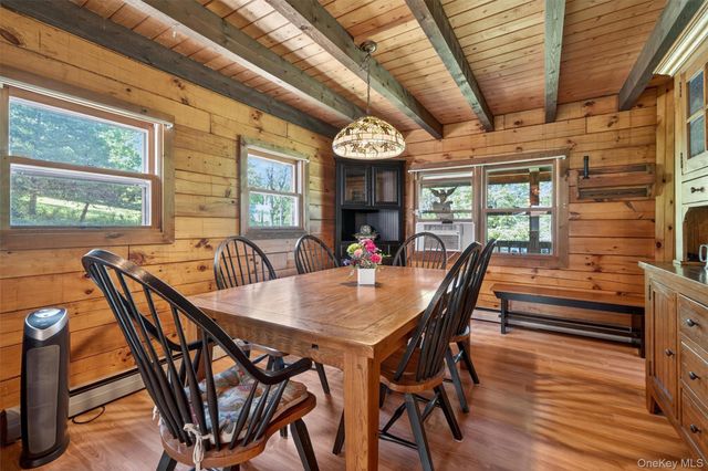 222 Bellvale Lakes Road, Warwick, NY 10990