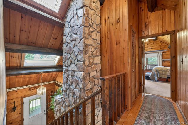 222 Bellvale Lakes Road, Warwick, NY 10990