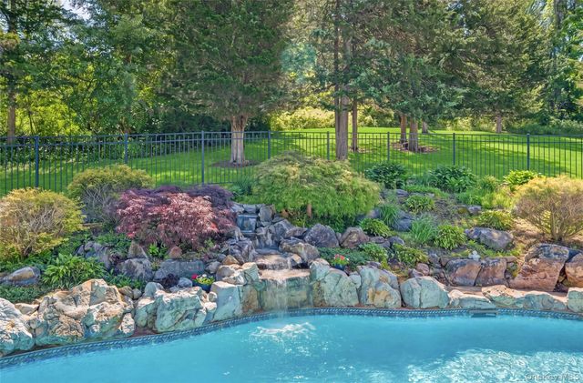 222 Bellvale Lakes Road, Warwick, NY 10990