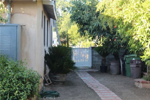 10555 CAYUGA, Pacoima, CA 91331