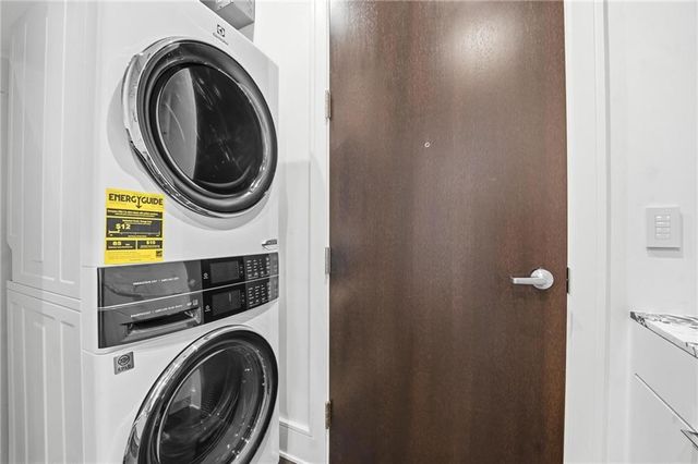 4951 W 134 Street 204, Leawood, KS 66209