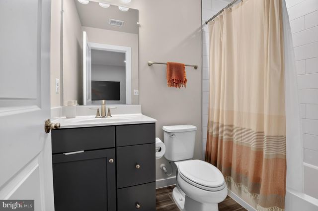 17926 WOODS OVERLOOK DR, Dumfries, VA 22026
