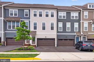 17926 WOODS OVERLOOK DR, Dumfries, VA 22026