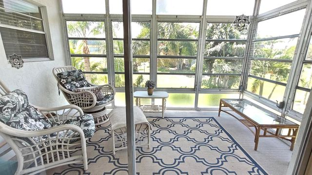 2950 SE Ocean Boulevard 37-6, Stuart, FL 34996
