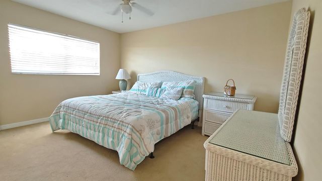2950 SE Ocean Boulevard 37-6, Stuart, FL 34996