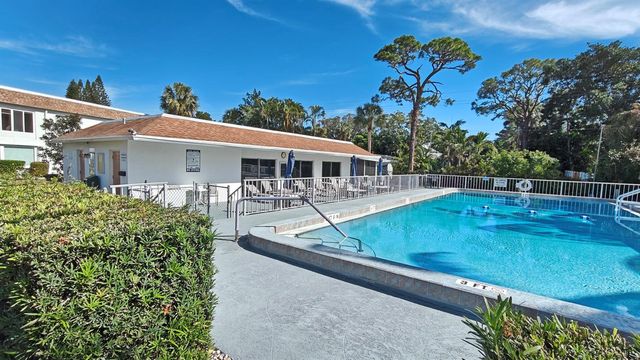 2950 SE Ocean Boulevard 37-6, Stuart, FL 34996