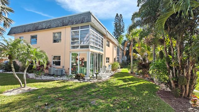 2950 SE Ocean Boulevard 37-6, Stuart, FL 34996