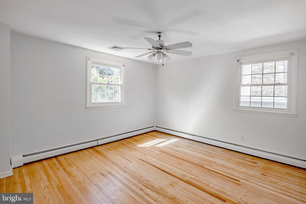 30 LLANDILLO RD, Havertown, PA 19083