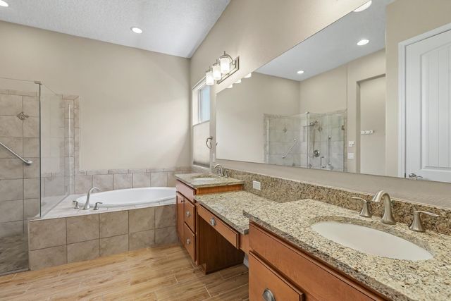 2332 Granite Mountain Loop NW, Albuquerque, NM 87120