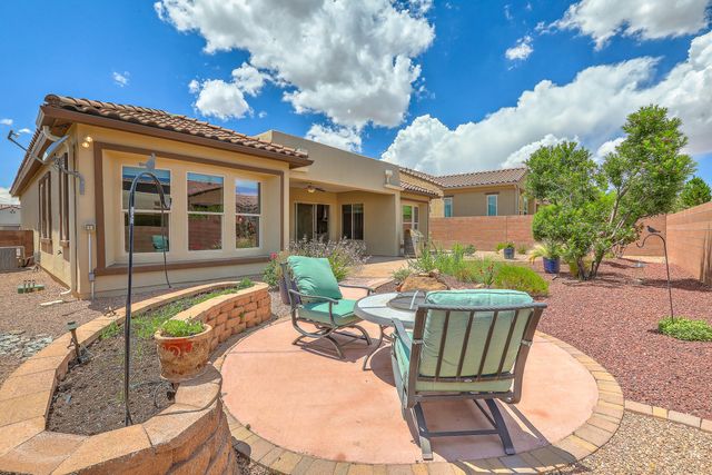 2332 Granite Mountain Loop NW, Albuquerque, NM 87120