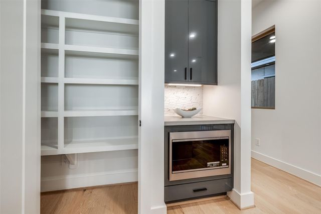 2410 Quenby Street, Houston, TX 77005