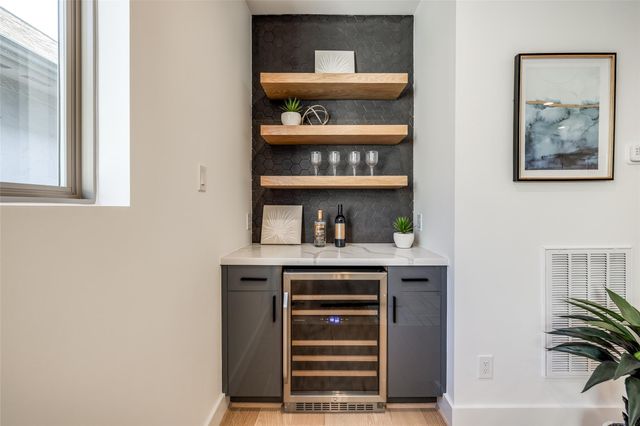 2410 Quenby Street, Houston, TX 77005