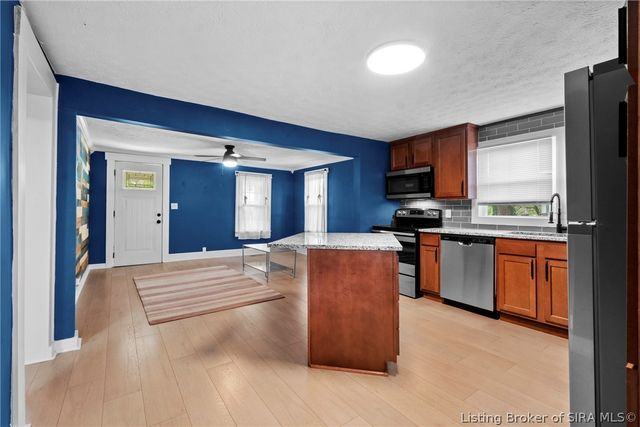840 E Walnut Street, Corydon, IN 47112