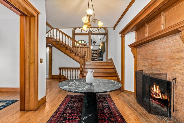 225 Hamilton Street, Evanston, IL 60202