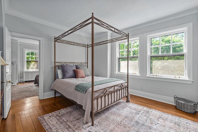 225 Hamilton Street, Evanston, IL 60202