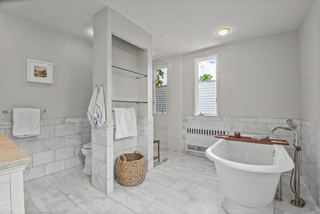 225 Hamilton Street, Evanston, IL 60202