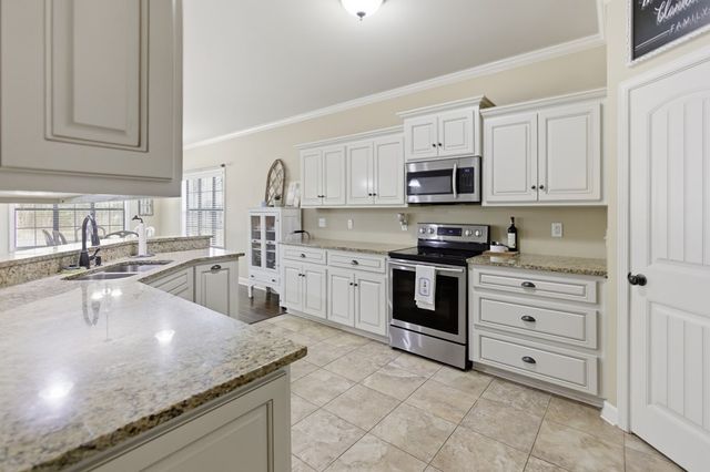 309 Ponderosa Drive, Midland City, AL 36350