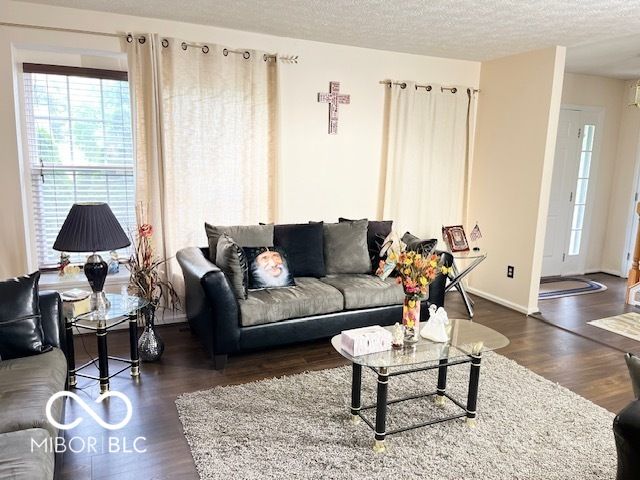 7313 Tappan Drive, Indianapolis, IN 46268