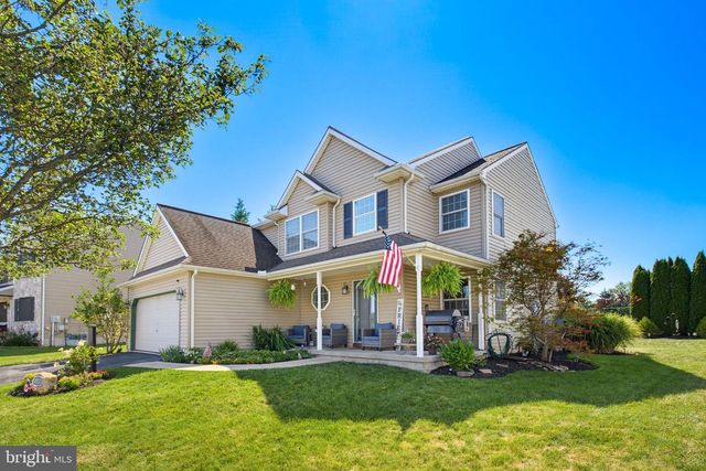 2037 WOOD HALL WAY, Dover, PA 17315